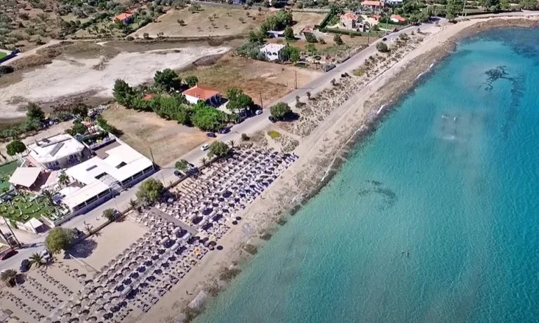 Οι καλύτερες παραλίες της Εύβοιας σε απόσταση αναπνοής από την Αθήνα