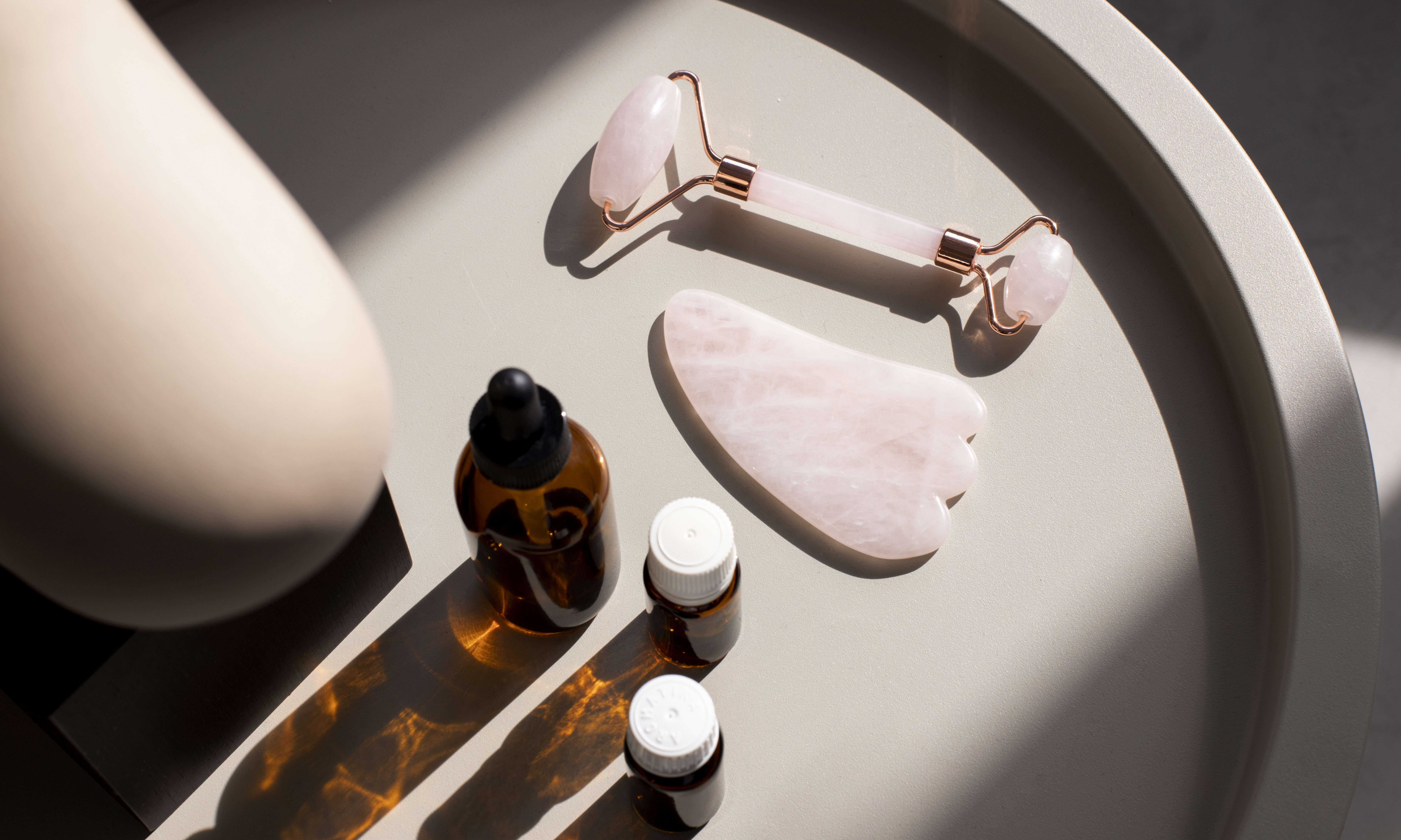 Το μυστικό των χολιγουντιανών σταρ για νεανικό δέρμα – Κάνει μόνο 8 ευρώ