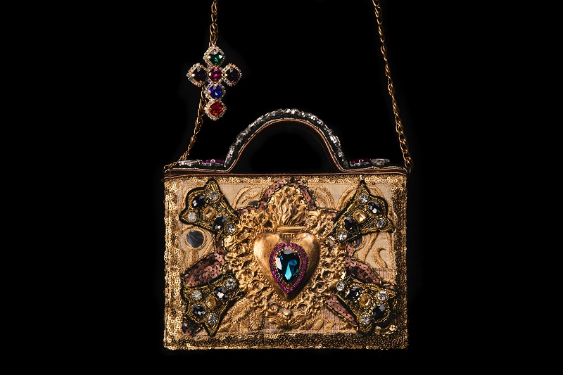 Capsule Limited Edition Συλλογή του Δημήτρη Ντάσιου