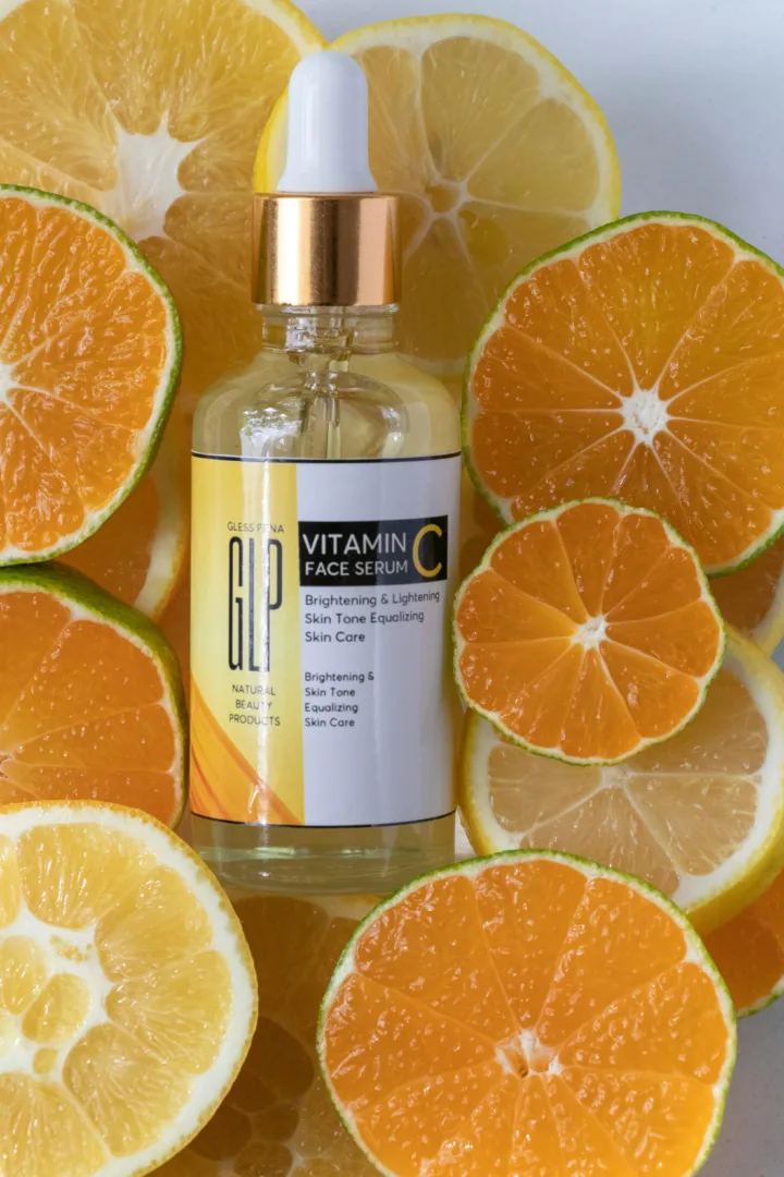 Εγκυμοσύνη: Τα πιο αποτελεσματικά skincare προϊόντα για πρόληψη ραγάδων
