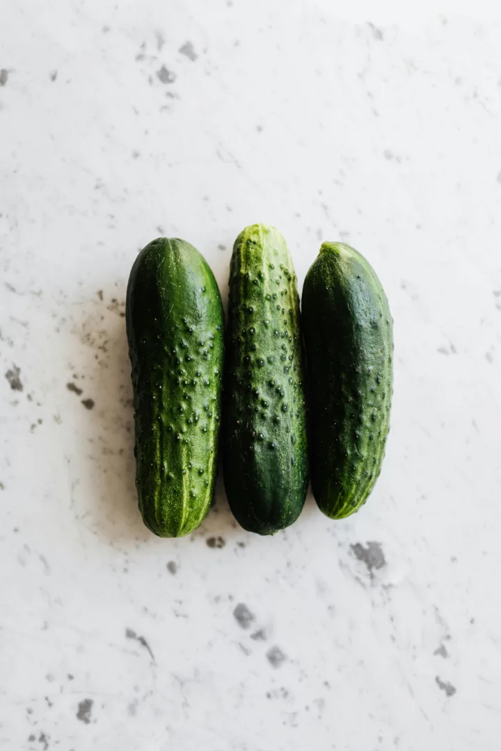 Superfoods που δεν πρέπει να λείπουν από τη διατροφή σου τις μέρες του καύσωνα