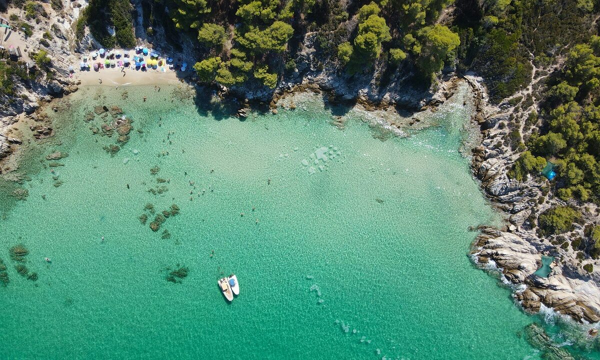Οι πιο φθηνές διακοπές δίπλα στη θάλασσα – Εξαήμερο από 165 ευρώ το άτομο