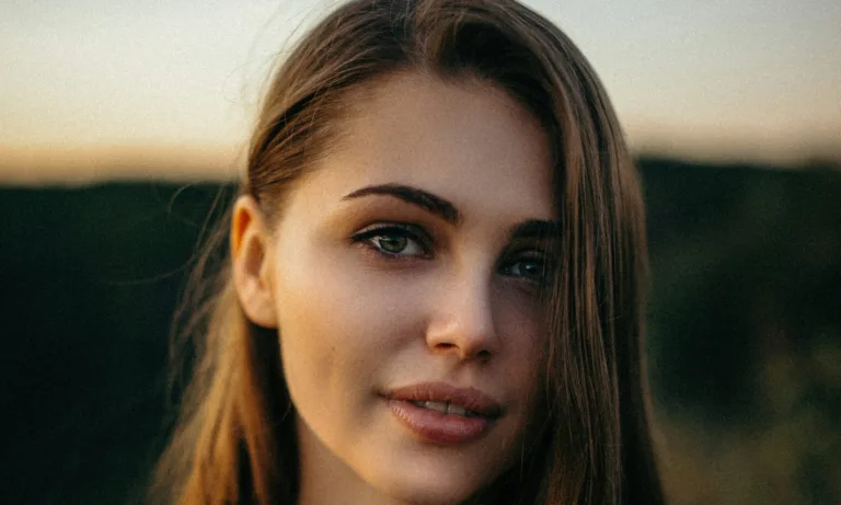 Η απόλυτη σπιτική μάσκα προσώπου για να απαλλαγείς άμεσα από τα μαύρα στίγματα