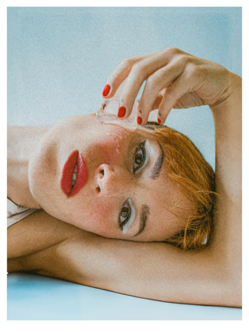 Τα καλύτερα beauty hacks με παγάκια το καλοκαίρι