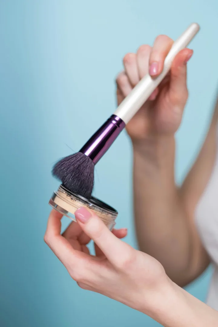 Τα καλύτερα tips για φυσικό και ανθεκτικό μακιγιάζ όλη μέρα