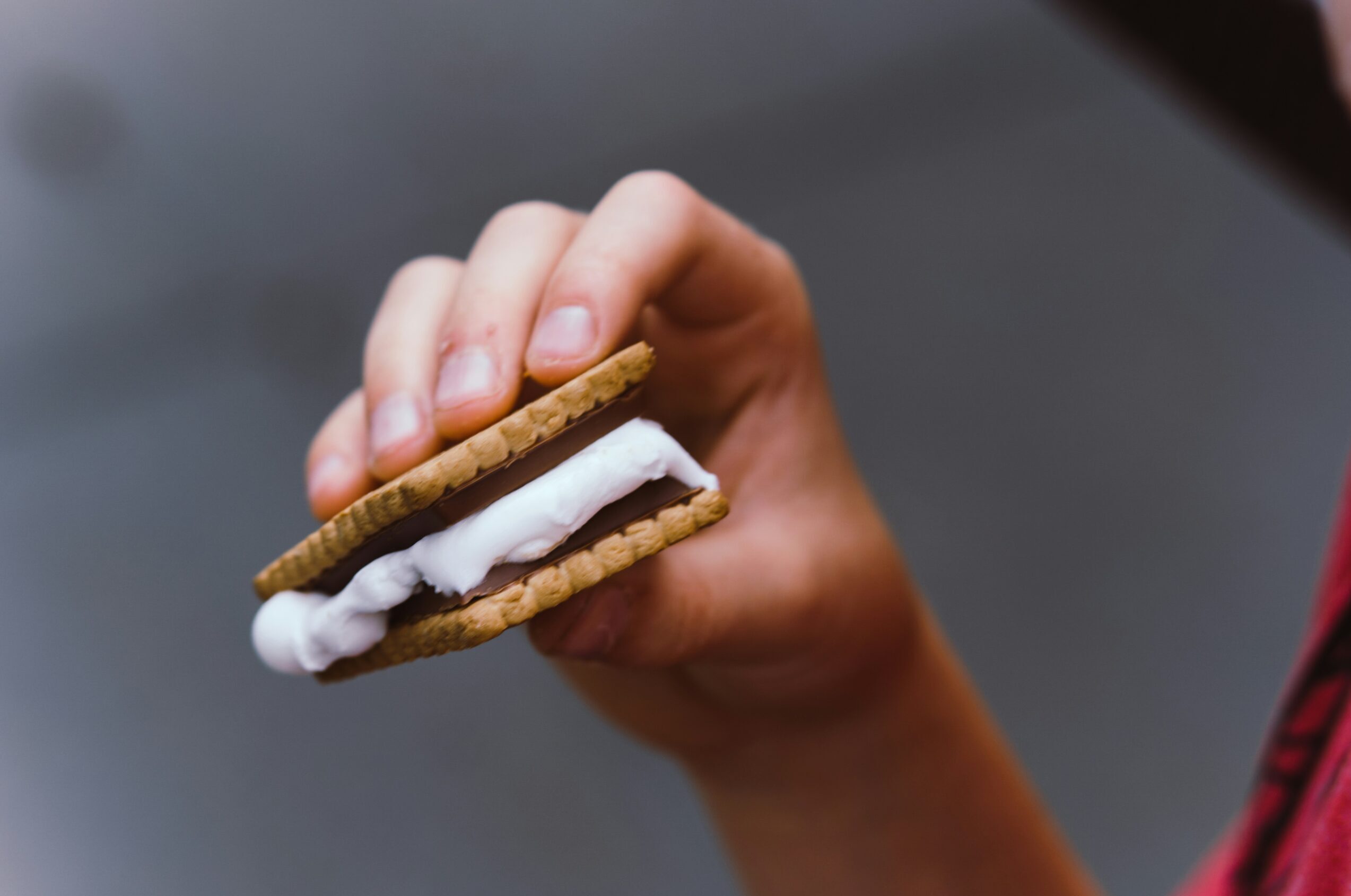Συνταγή για παγωτό σάντουιτς με μπισκότα πτι μπερ και μόνο 150 θερμίδες