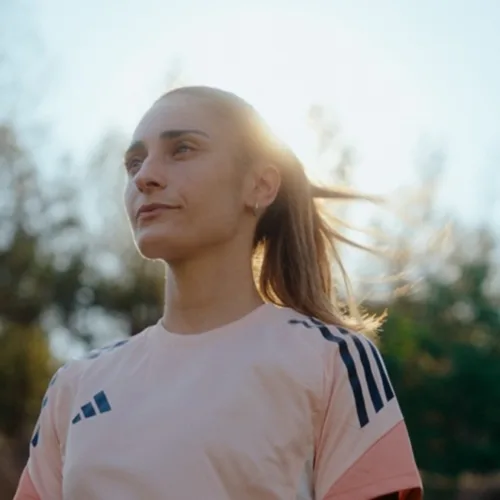 Η INTERSPORT και η Adidas συνεργάζονται για να γιορτάσουν το γυναικείο ποδόσφαιρο