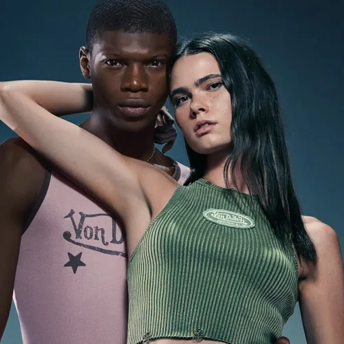 BERSHKA X VON DUTCH: Ένας φόρος τιμής στο πιο χαρακτηριστικό streetwear της δεκαετίας του 2000