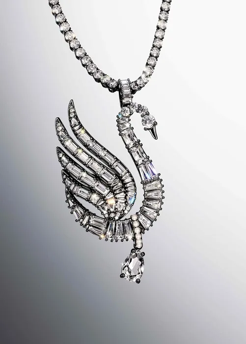 Η Swarovski Παρουσιάζει τη Νέα Συλλογή Vienna για να Γιορτάσει τα 130 Χρόνια Χαράς