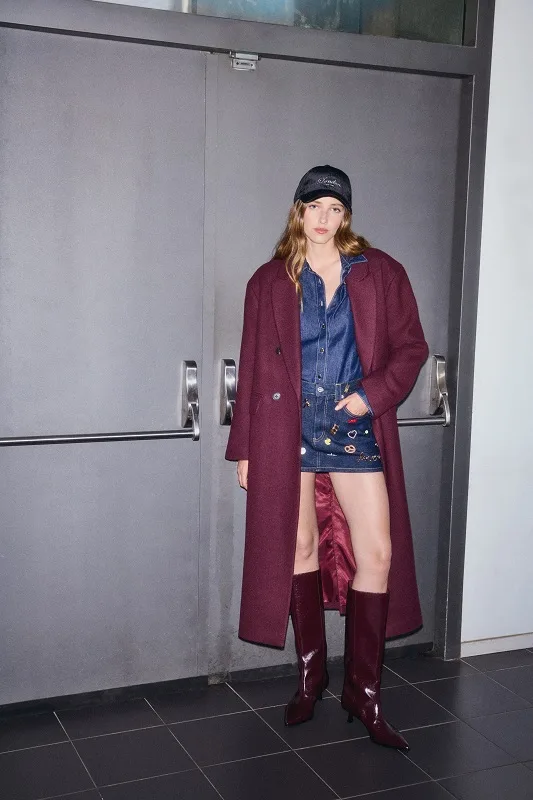 D SHOW : Η Stradivarius παρουσιάζει τη νέα denim συλλογή της για τη σεζόν Φθινόπωρο-Χειμώνας 2025