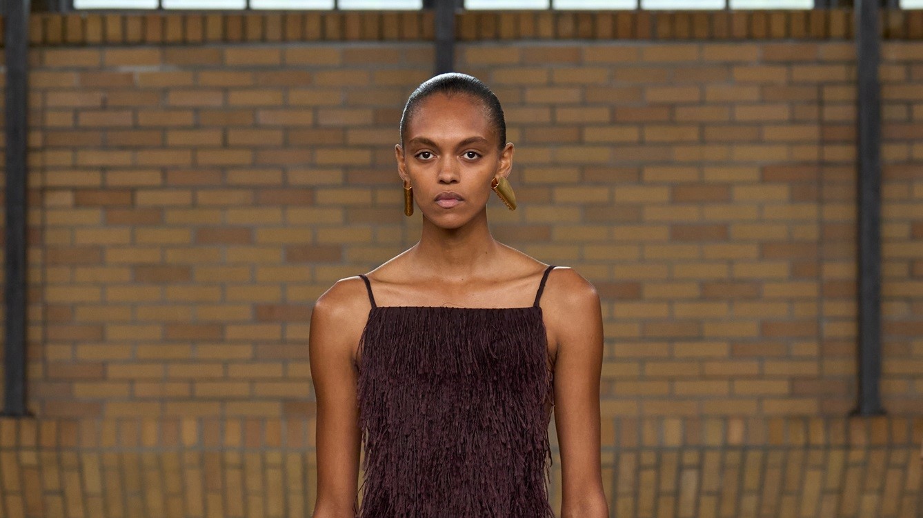 Calvin Klein Collection Spring 2026: Η “Άνοιξη” της Veronica Leoni