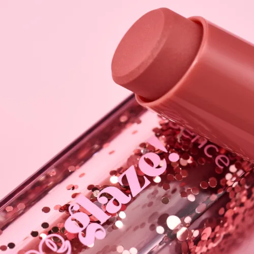 Νεα limited συλλογή get the glaze! Από την Essence