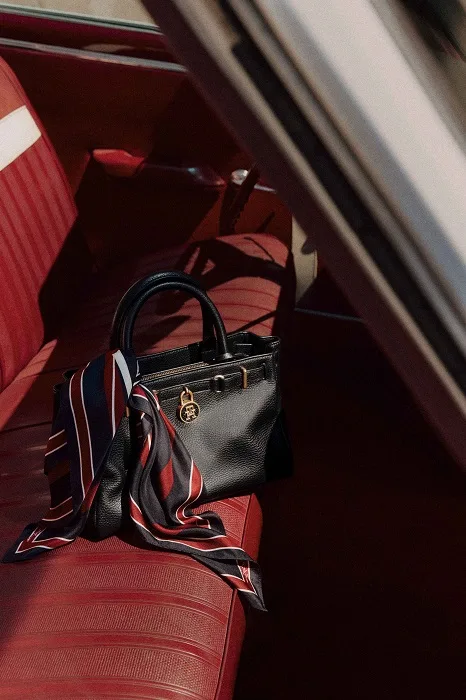 Back-to-Work με Tommy Hilfiger: Κey looks για την επιστροφή στο γραφείο