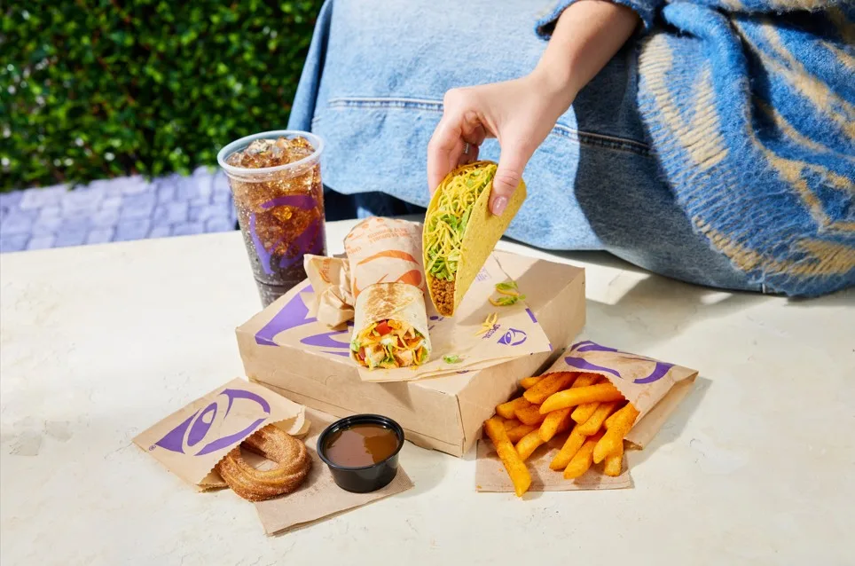 TACO BELL: Εγκαινιάζει το πρώτο κατάστημα στο Χαλάνδρι