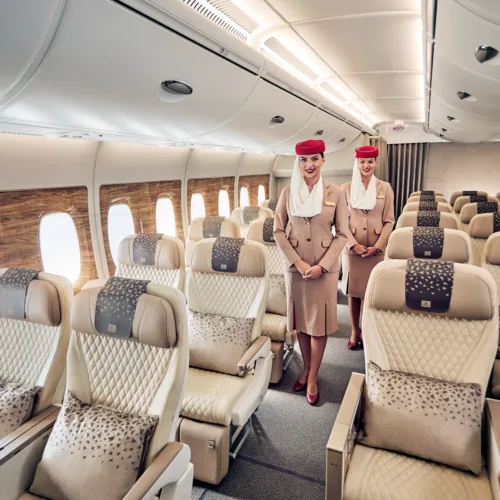 Η Emirates επεκτείνει την προσφορά των νεότερων προϊόντων της εν πτήσει, συμπεριλαμβανομένης της Premium Οικονομικής Θέσης σε τέσσερις πόλεις