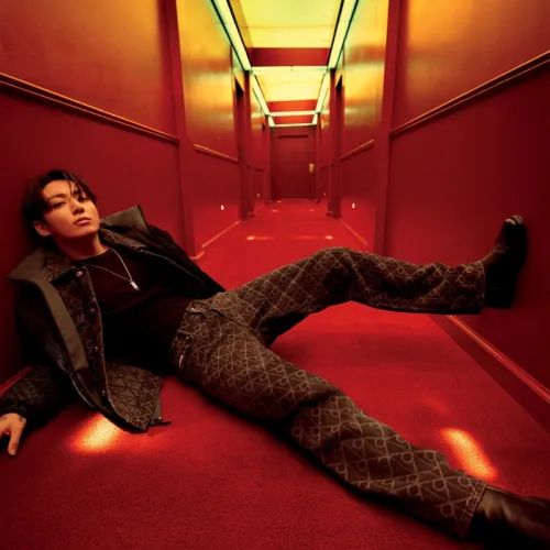 Η Calvin Klein παρουσιάζει τη νέα denim καμπάνια με πρωταγωνιστή τον Jung Kook των BTS