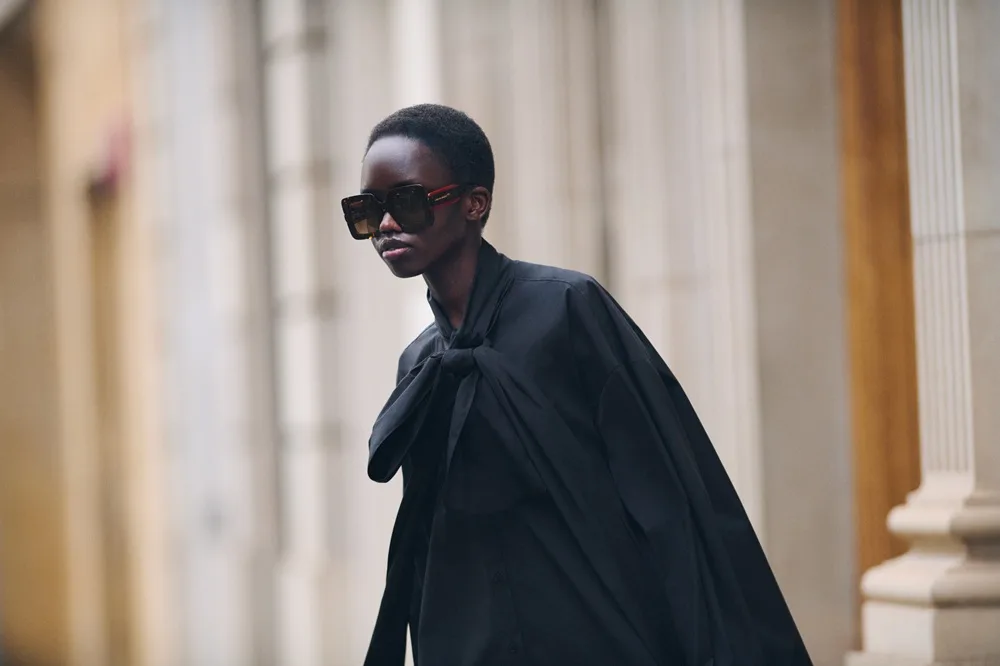 Η Carolina Herrera παρουσιάζει τη Συλλογή Γυαλιών Φθινόπωρο/Χειμώνας 2025