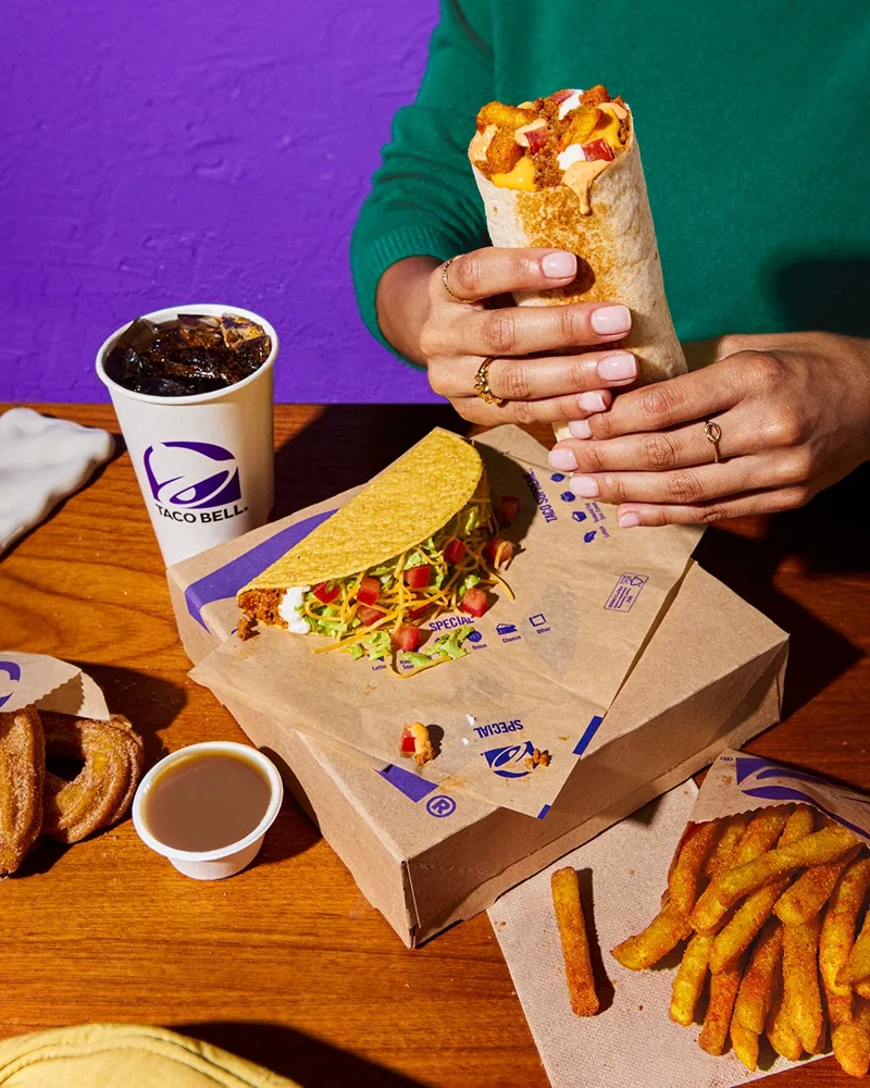 Ta TACO BELL ερχονται στο The mall athens