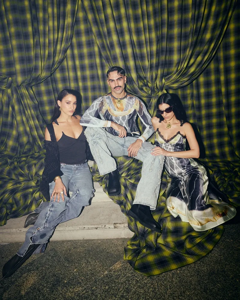 Μια βραδια εκκεντρικης βρετανικης φινετσας στη βαρσοβια για τη συλλογη GLENN MARTENS X H&M