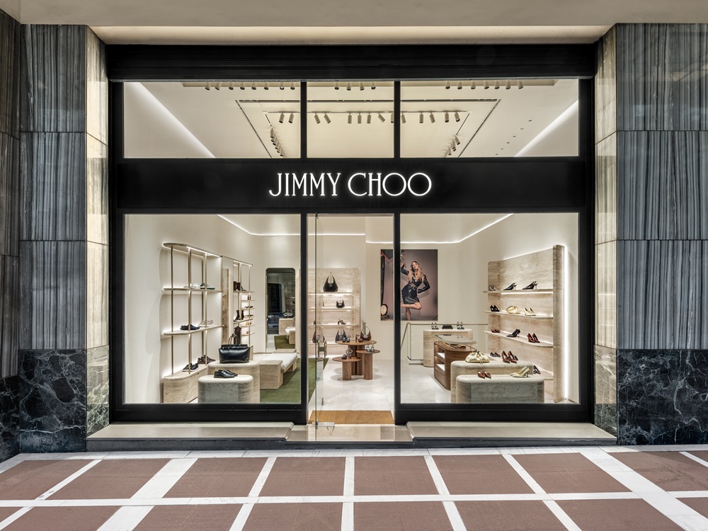 Ο οίκος JIMMY CHOO ανοίγει την πρώτη του μπουτίκ στην Αθήνα