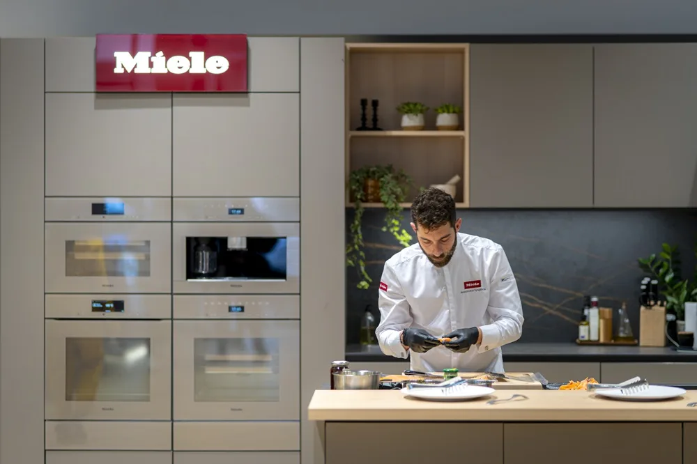 Η Miele εγκαινίασε το ανακαινισμένο Experience Center στη Θεσσαλονίκη