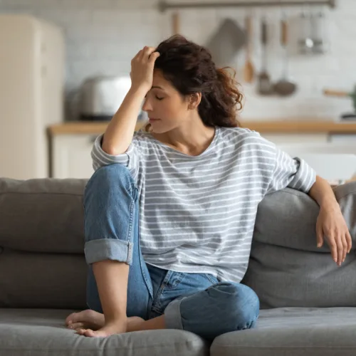 Τα βράδια δεν μπορείς να κοιμηθείς; Δες τι μπορεί να κρύβεται πίσω από την αϋπνία