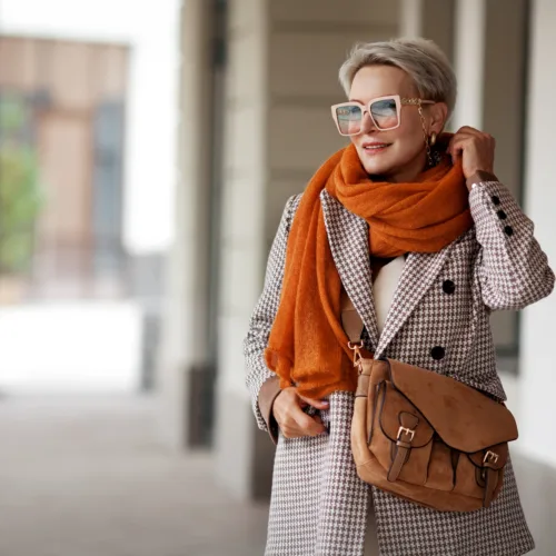 Φθινοπωρινό στιλ χωρίς κόπο: πώς να δείχνεις περιποιημένη σε ελάχιστο χρόνο