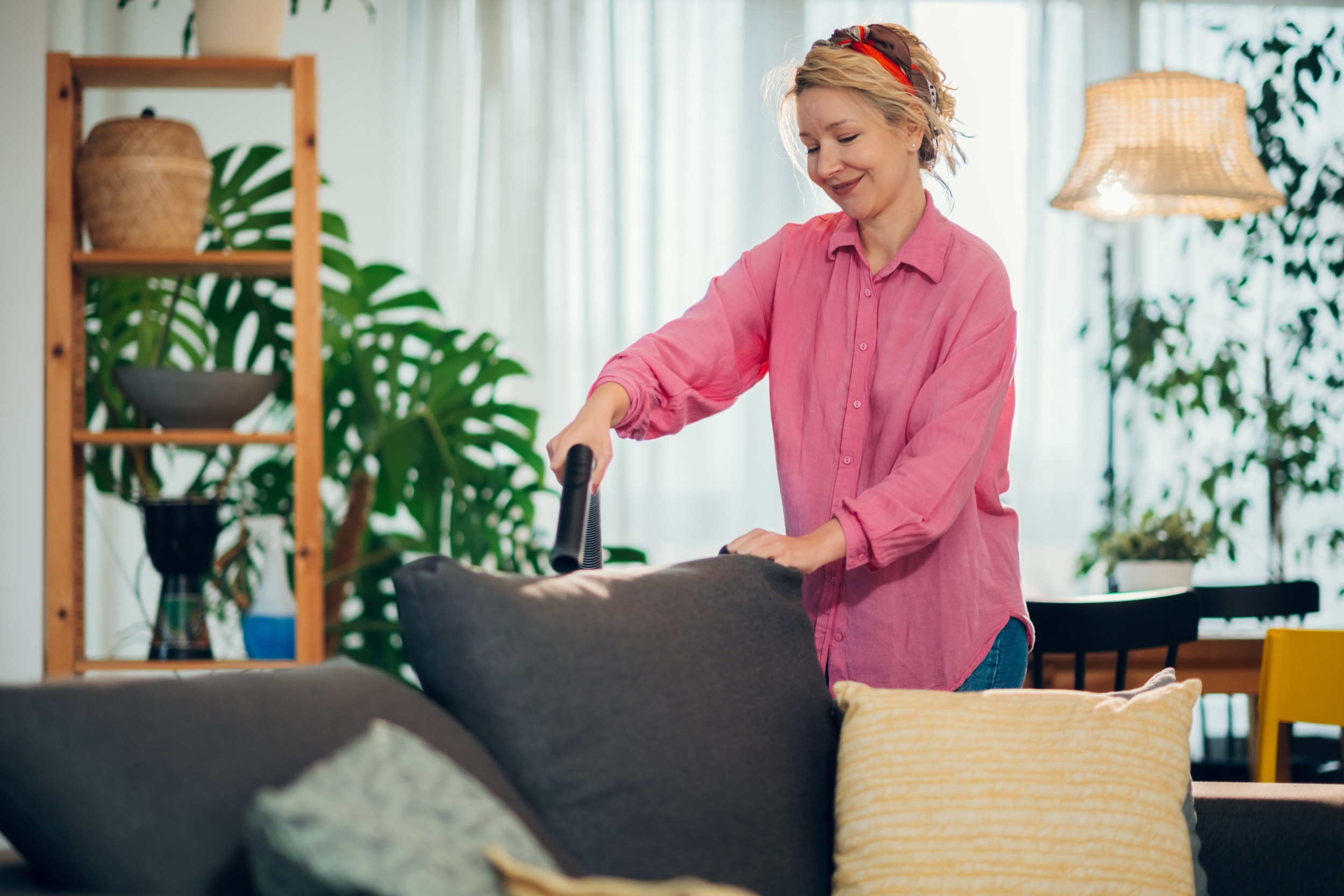 Πώς να κάνεις βαθύ καθαρισμό στο σπίτι και να νιώσεις ανανεωμένη