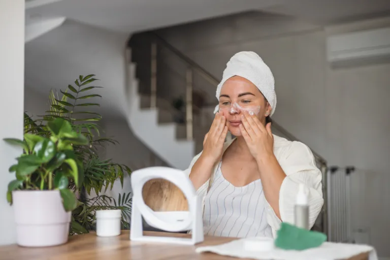 Ποια κρέμα προσώπου να επιλέξεις ανάλογα με τον τύπο δέρματός σου