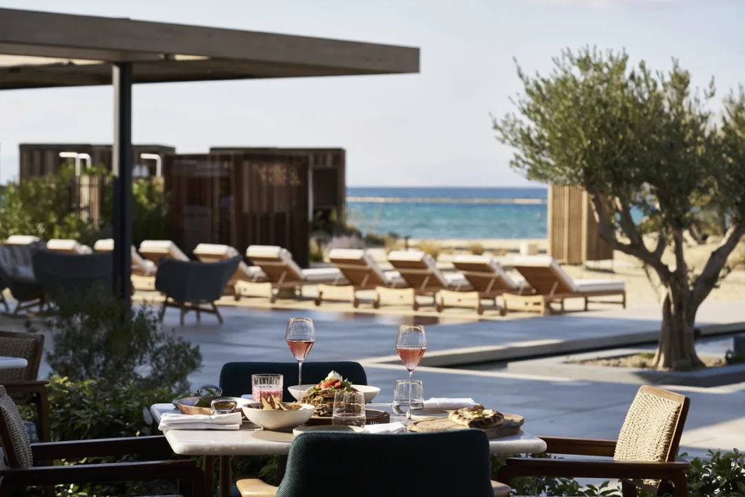 ONE&ONLY AESTHESIS: Sunday brunch στο ORA by ETTORE BOTRINI