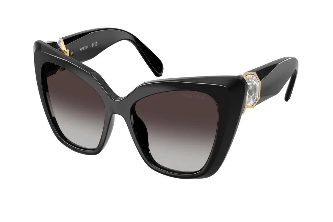 Η Swarovski παρουσιάζει τη συλλογή γυαλιών Φθινόπωρο/Χειμώνας 2025