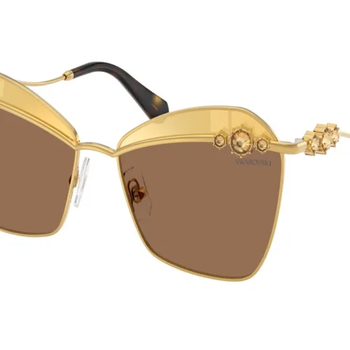 Η Swarovski παρουσιάζει τη συλλογή γυαλιών Φθινόπωρο/Χειμώνας 2025