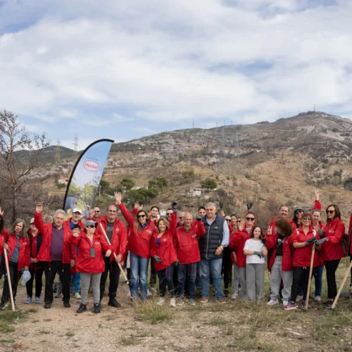Δεύτερη εθελοντική αναδάσωση στην Πεντέλη από τους εργαζόμενους της Henkel Hellas