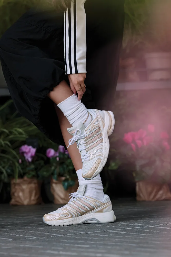 Η ADIDAS Επαναλανσάρει το αυθεντικό ADISTAR CONTROL 5