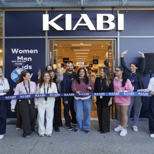 Η γαλλική εταιρία ρούχων ΚΙΑΒΙ ανοίγει το πρώτο της κατάστημα στην Αθήνα