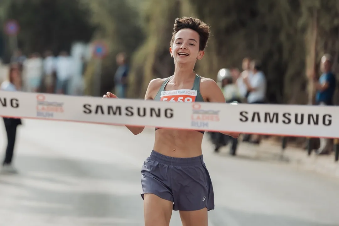Η Samsung Electronics Hellas έδωσε τον ρυθμό στο Ladies Run 2025 με Galaxy συσκευές