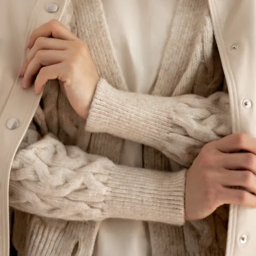 Chic χειμερινό layering: οι συνδυασμοί που λειτουργούν κάθε μέρα