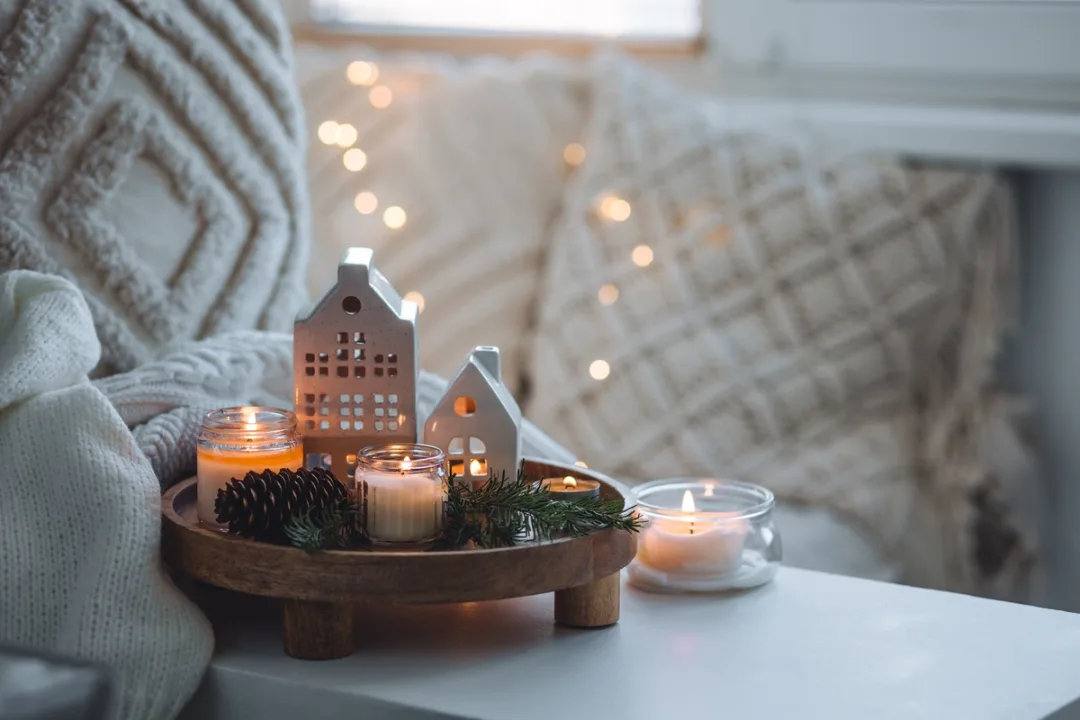 Το σπίτι φοράει τα καλά του! Ιδέες για γιορτινή διακόσμηση με στυλ και απλότητα