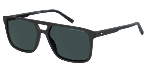 Η TOMMY HILFIGER παρουσιάζει τη συλλογή γυαλιών φθινόπωρο/χειμώνας 2025