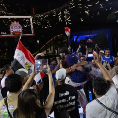 Η Αίγυπτος και η Ιαπωνία στέφθηκαν Πρωταθλήτριες καθώς οι Παγκόσμιοι Τελικοί του Red Bull Half Court φώτισαν το Ντουμπάι