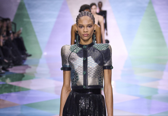 Ρόμβοι κατέκλυσαν το show του Giorgio Armani Privé στο Fashion Week SS'23