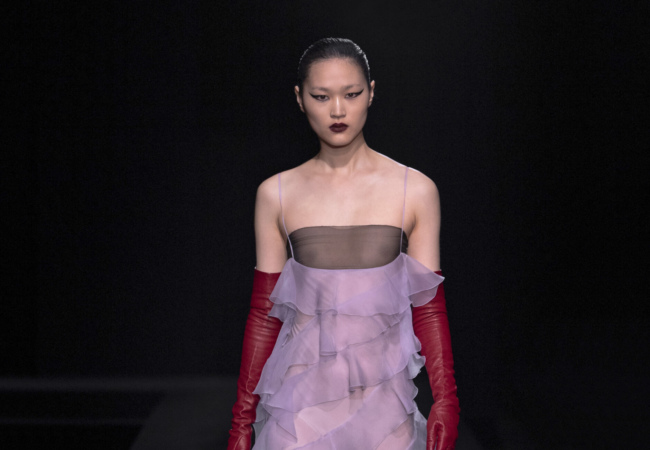 Το show SS'23 του Valentino ήταν μια ωδή στη γυναίκα, στο χρώμα και στην ελευθερία
