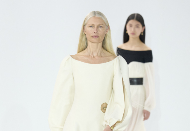 Η μπαρόκ έμπνευση της Gabriela Hearst για τη FW'23 συλλογή της Chloé