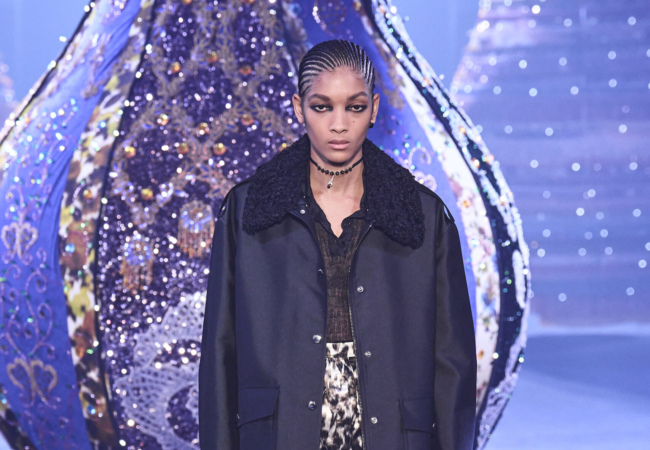 Beatniks και μπερέδες παρουσιάστηκαν στο fashion show FW'23 του Christian Dior