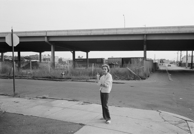 Along the Road:Μία έκθεση με φωτογραφίες που αποτυπώνουν τον έρωτα της Αμερικής για «ανοιχτό δρόμο»
