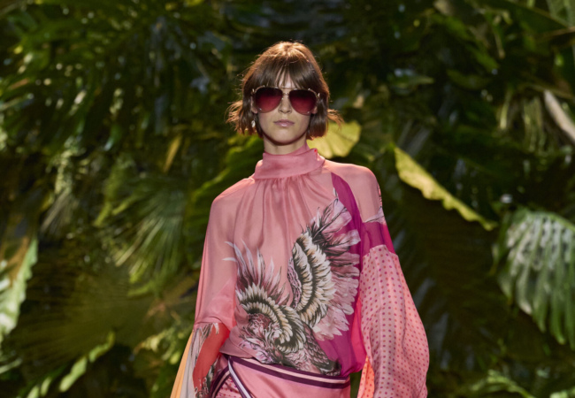 Ferretti, Cavalli και Etro: Τι είδαμε την πρώτη μέρα στην Εβδομάδα Μόδας SS'24 του Μιλάνο