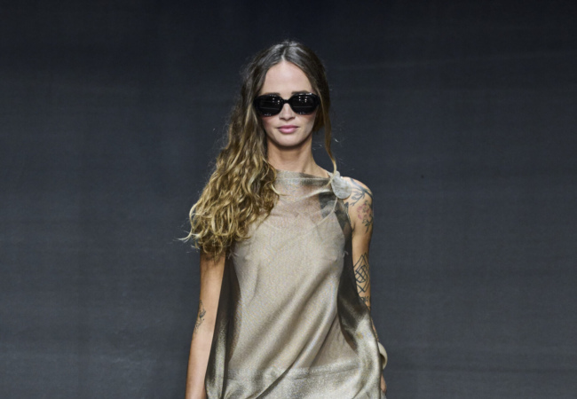 Το κοινό στοιχείο στην πασαρέλα των Prada και Emporio Armani ήταν η ανάλαφρη, σαν πέπλο οργάντζα