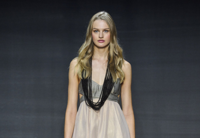 Το κοινό στοιχείο στην πασαρέλα των Prada και Emporio Armani ήταν η ανάλαφρη, σαν πέπλο οργάντζα