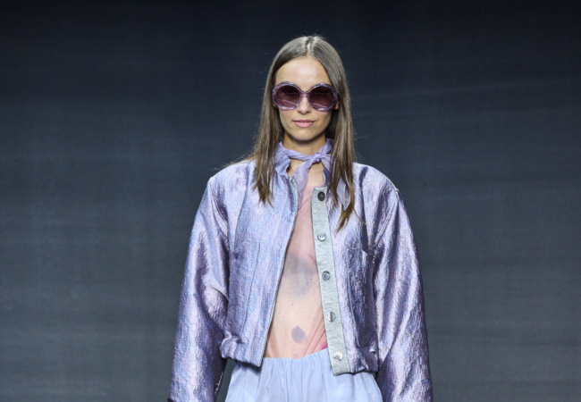 Το κοινό στοιχείο στην πασαρέλα των Prada και Emporio Armani ήταν η ανάλαφρη, σαν πέπλο οργάντζα