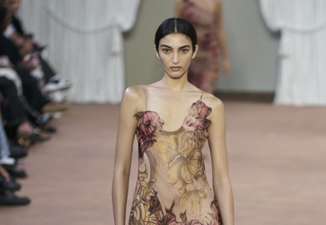 Ferretti, Cavalli και Etro: Τι είδαμε την πρώτη μέρα στην Εβδομάδα Μόδας SS'24 του Μιλάνο